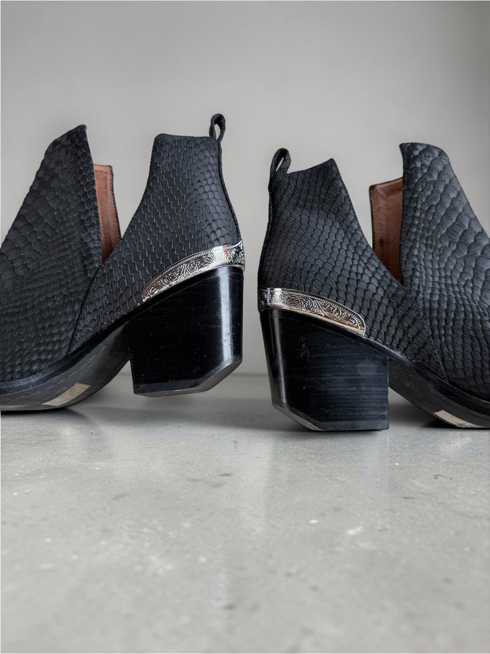 Jeffrey Campbell Cromwell Black Snake Print Cutout Western Ankle Booties - Picture 13 of 15